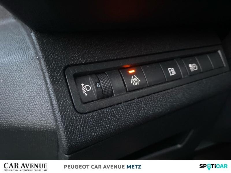 Used PEUGEOT 3008 HYBRID 225ch Allure Pack e-EAT8 2021 Blanc Nacré (N) € 23490 in Metz