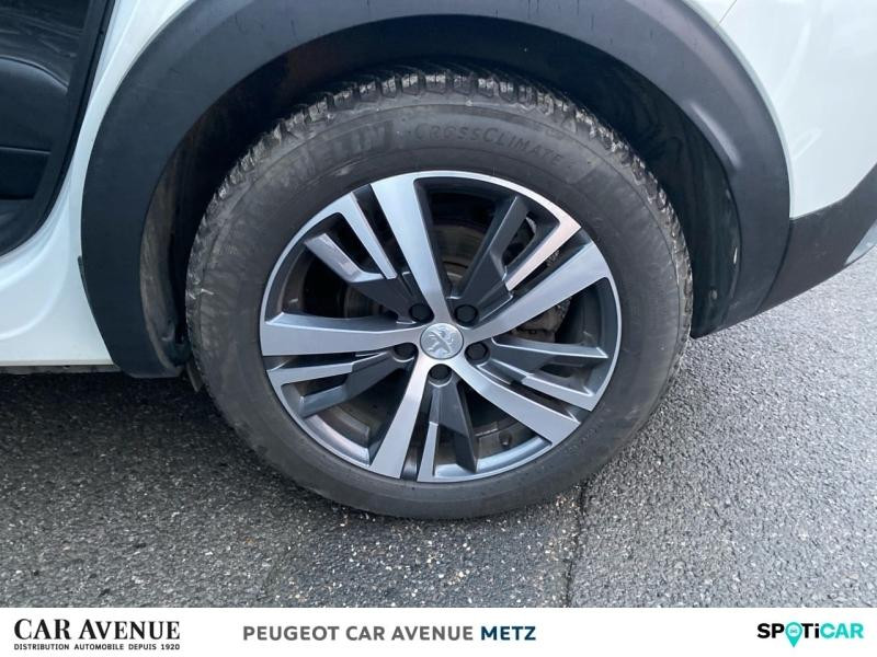 Used PEUGEOT 3008 HYBRID 225ch Allure Pack e-EAT8 2021 Blanc Nacré (N) € 23490 in Metz