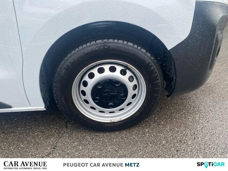 Used PEUGEOT Expert Fg M 1.5 BlueHDi 120ch S&S Premium Standard 2022 P. opaque blanc icy € 21390 in Metz