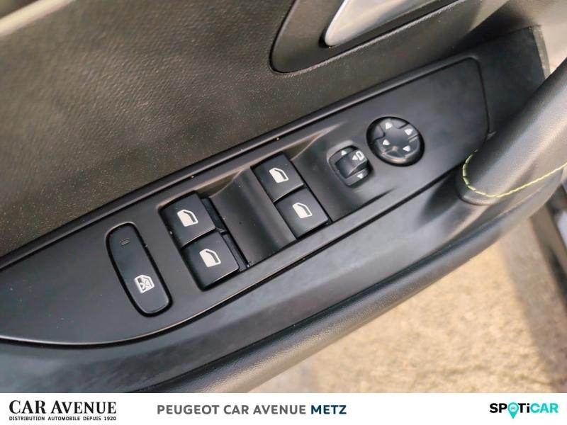 Used PEUGEOT 208 e-208 136ch GT Pack 2021 Noir Perla Nera (M) € 16690 in Metz