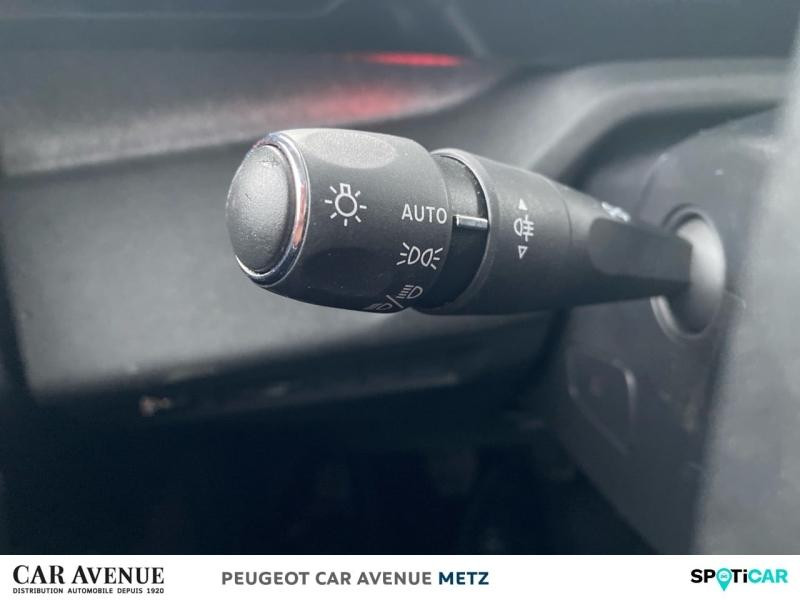 Occasion PEUGEOT 308 1.2 PureTech 130ch S&S Allure Pack 2021 Bleu Vertigo (S) 17790 € à Metz