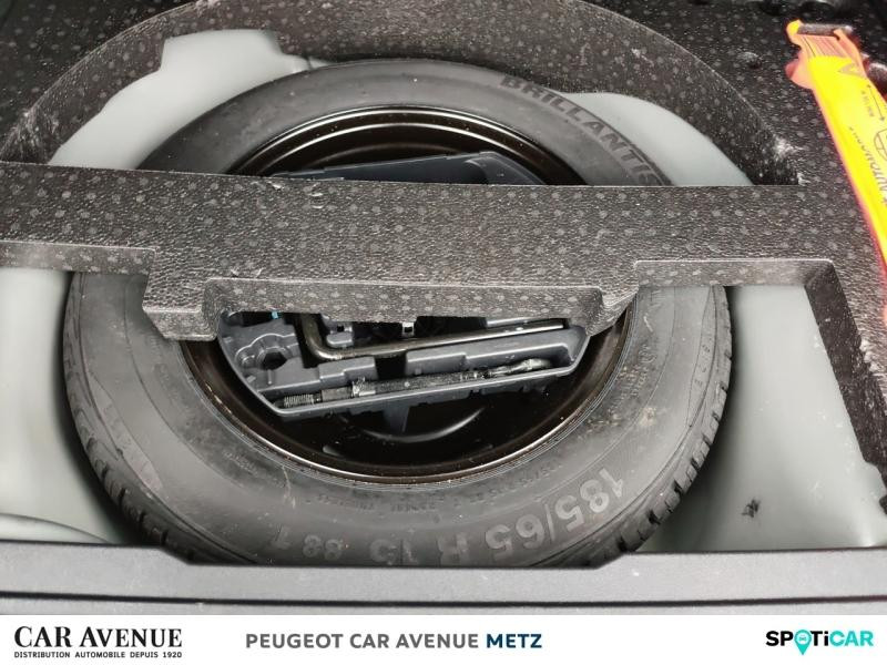 Used PEUGEOT 2008 1.2 PureTech 82ch Style 2018 Gris Hurricane € 7590 in Metz