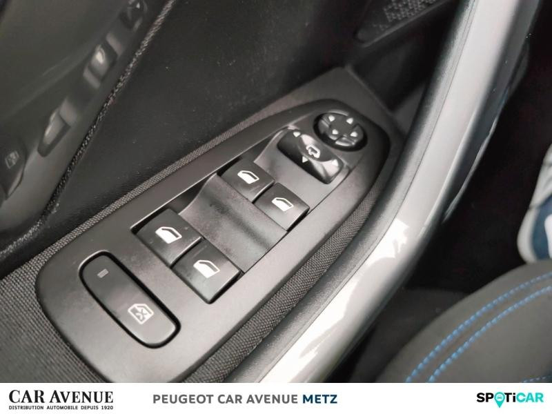 Used PEUGEOT 2008 1.2 PureTech 82ch Style 2018 Gris Hurricane € 7590 in Metz