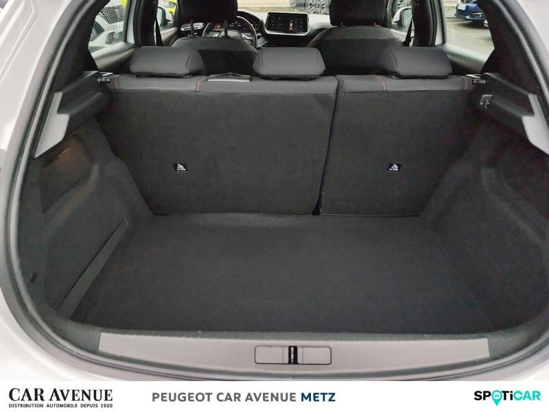 Used PEUGEOT 208 1.2 PureTech 75ch S&S Active 2021 Blanc Banquise (O) € 10790 in Metz