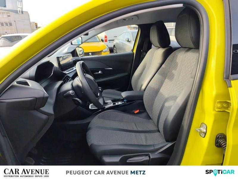 Occasion PEUGEOT 208 1.2 PureTech 100ch S&S Allure 2024 Jaune 15290 € à Metz