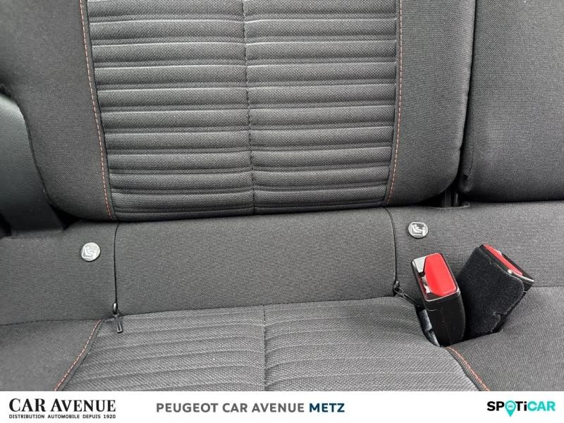 Occasion PEUGEOT 2008 1.2 PureTech 100ch S&S Active 2022 Blanc banquise (O) 15990 € à Metz