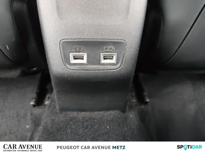 Used PEUGEOT 2008 1.2 PureTech 100ch S&S Allure 2021 Blanc banquise (O) € 15090 in Metz