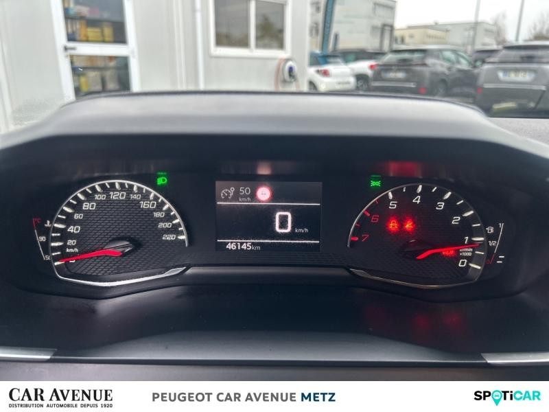 Used PEUGEOT 208 1.2 PureTech 100ch S&S Style 2022 Blanc Banquise (O) € 12790 in Metz