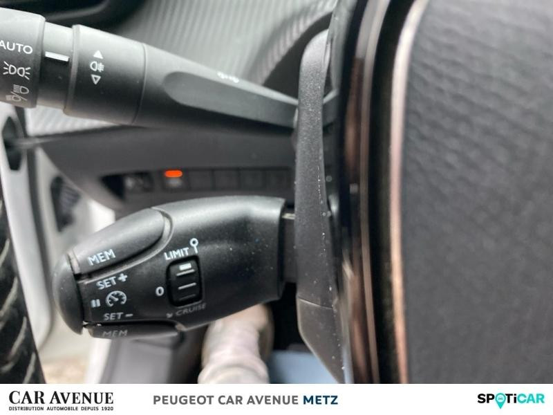 Occasion PEUGEOT 208 1.2 PureTech 100ch S&S Active Business 2021 Blanc Banquise (O) 12200 € à Metz