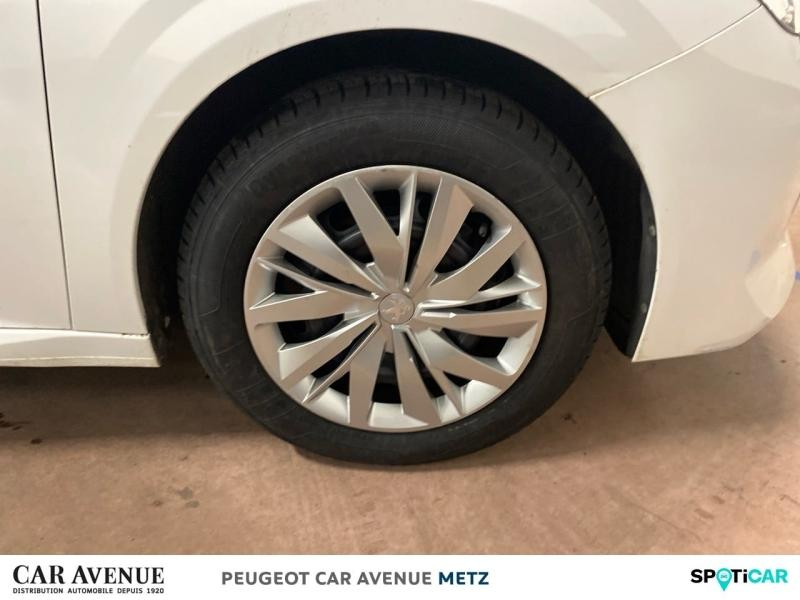 Used PEUGEOT 208 Affaire 1.5 BlueHDi 100 Premium Pack 2021 Blanc Banquise € 9790 in Metz