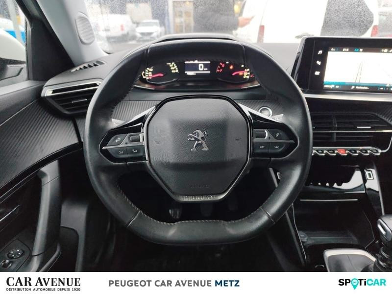 Used PEUGEOT 2008 1.2 PureTech 100ch S&S Allure 2021 Blanc banquise (O) € 15090 in Metz