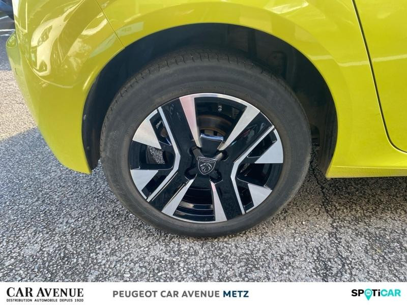 Occasion PEUGEOT 208 1.2 PureTech 100ch S&S Allure 2024 Jaune 14890 € à Metz