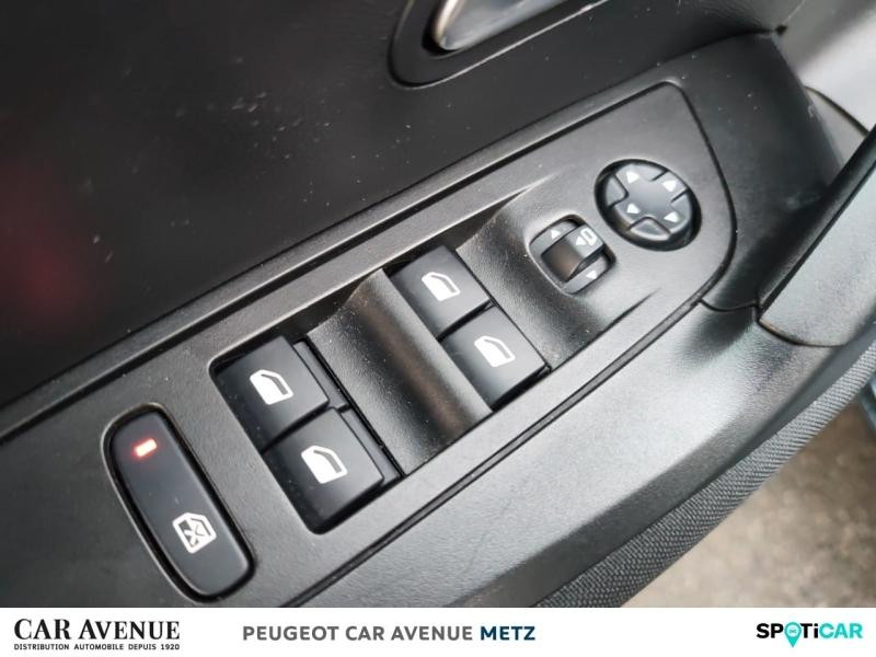Occasion PEUGEOT 2008 1.2 PureTech 100ch S&S Active Business 2021 Noir Perla Nera (M) 13590 € à Metz
