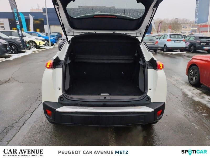 Used PEUGEOT 2008 1.2 PureTech 100ch S&S Allure 2021 Blanc banquise (O) € 15090 in Metz