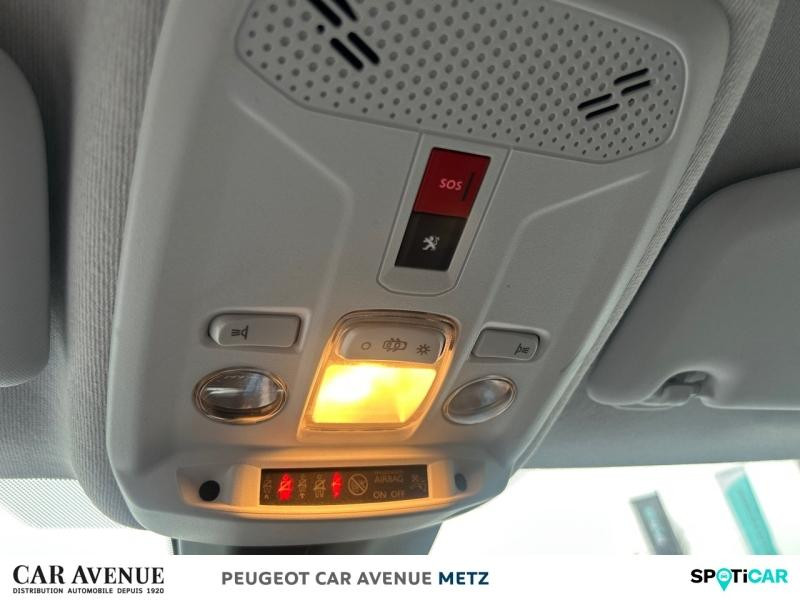 Used PEUGEOT 208 1.2 PureTech 100ch S&S Style 2022 Blanc Banquise (O) € 12790 in Metz