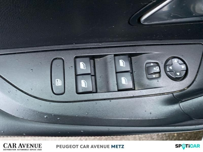 Occasion PEUGEOT 2008 1.5 BlueHDi 130ch S&S Allure EAT8 2023 Blanc Okénite (M) 19390 € à Metz