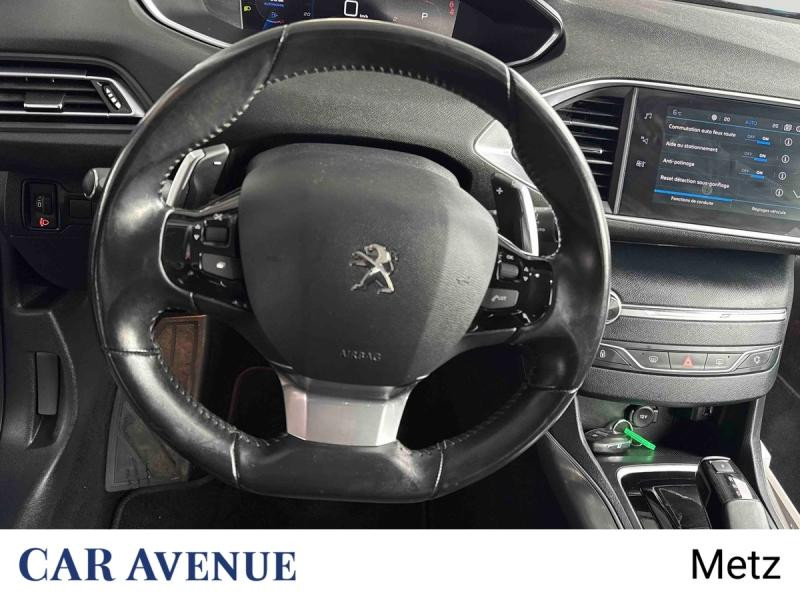 Used PEUGEOT 308 1.2 PureTech 130ch S&S Allure Pack EAT8 2020 Bleu Vertigo € 12490 in Metz