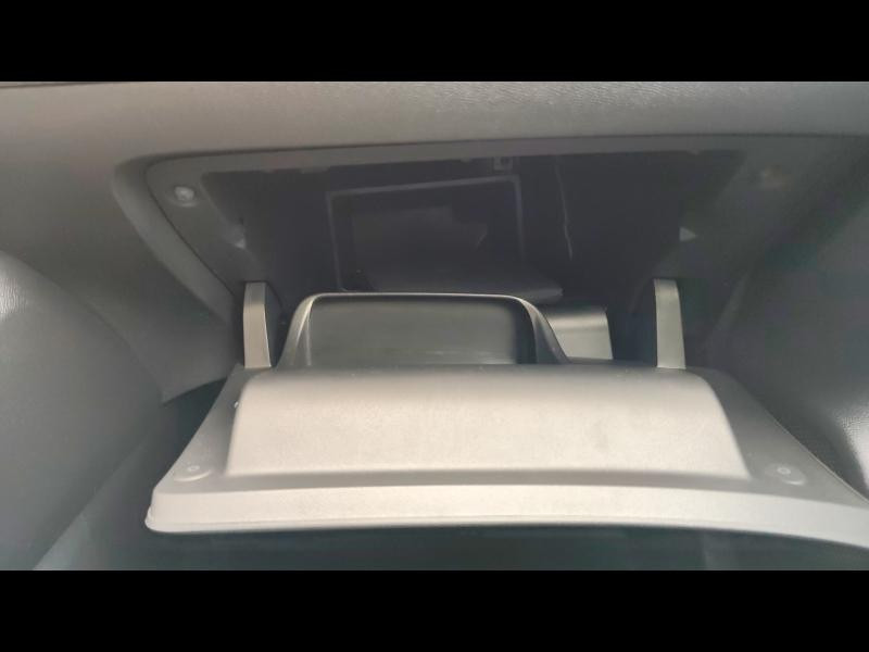 Used PEUGEOT 208 e-208 136ch Active Pack 2022 Gris Artense (M) € 14690 in Metz