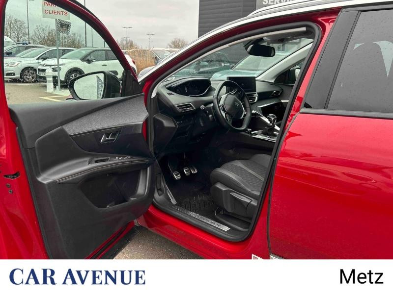Used PEUGEOT 3008 1.5 BlueHDi 130ch S&S Roadtrip 2023 Rouge Ultimate (V) € 18490 in Metz