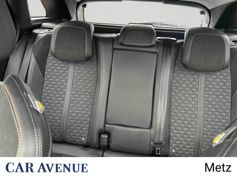 Used PEUGEOT 3008 1.5 BlueHDi 130ch S&S Roadtrip 2023 Rouge Ultimate (V) € 18490 in Metz