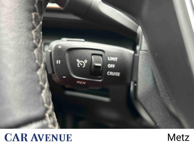 Used PEUGEOT 3008 1.5 BlueHDi 130ch S&S Roadtrip 2023 Rouge Ultimate (V) € 18490 in Metz