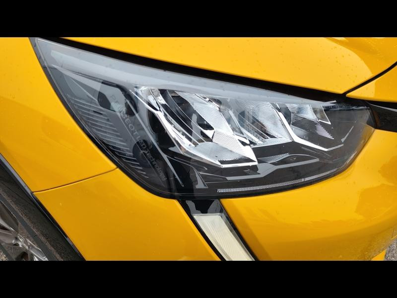 Used PEUGEOT 208 e-208 136ch Allure 2022 Jaune € 16690 in Metz