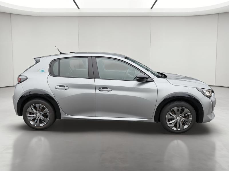 Used PEUGEOT 208 e-208 136ch Active Pack 2022 Gris Artense (M) € 14690 in Metz