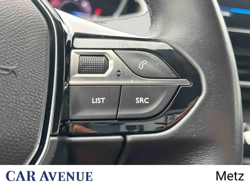 Used PEUGEOT 3008 1.5 BlueHDi 130ch S&S Roadtrip 2023 Rouge Ultimate (V) € 18490 in Metz