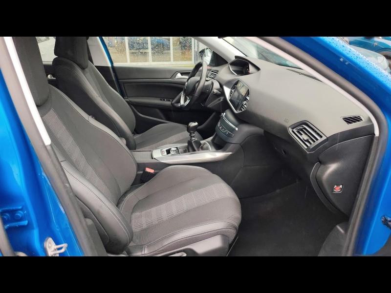 Used PEUGEOT 308 1.2 PureTech 130ch S&S Allure 2021 Bleu Vertigo € 13890 in Metz
