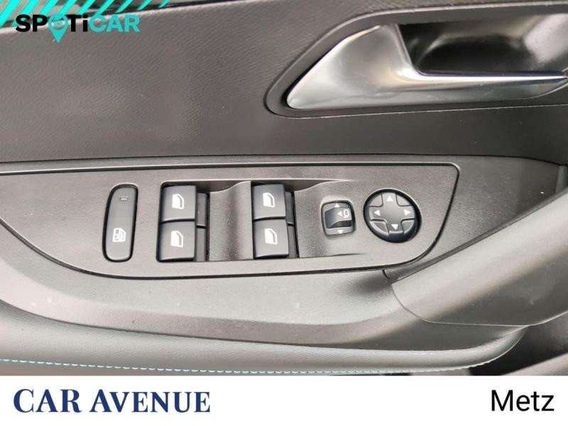 Used PEUGEOT 2008 1.2 PureTech 130ch S&S Allure Pack EAT8 2021 Blanc banquise (O) € 17690 in Metz