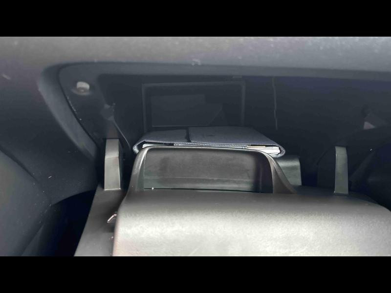 Used PEUGEOT 208 1.2 PureTech 100ch S&S Style 2021 Blanc Banquise (O) € 12990 in Metz