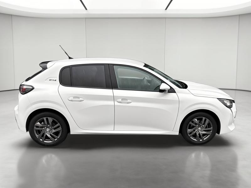 Used PEUGEOT 208 1.2 PureTech 100ch S&S Style 2021 Blanc Banquise (O) € 12990 in Metz