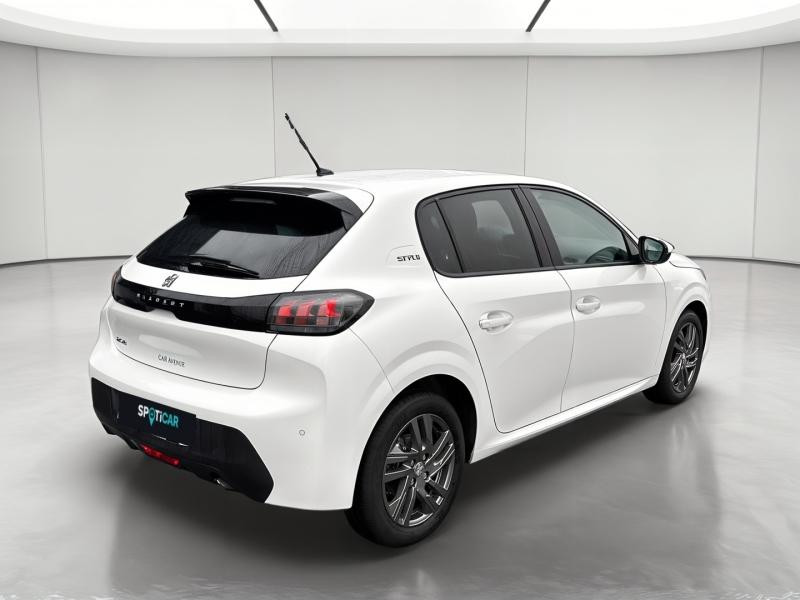 Used PEUGEOT 208 1.2 PureTech 100ch S&S Style 2021 Blanc Banquise (O) € 12990 in Metz