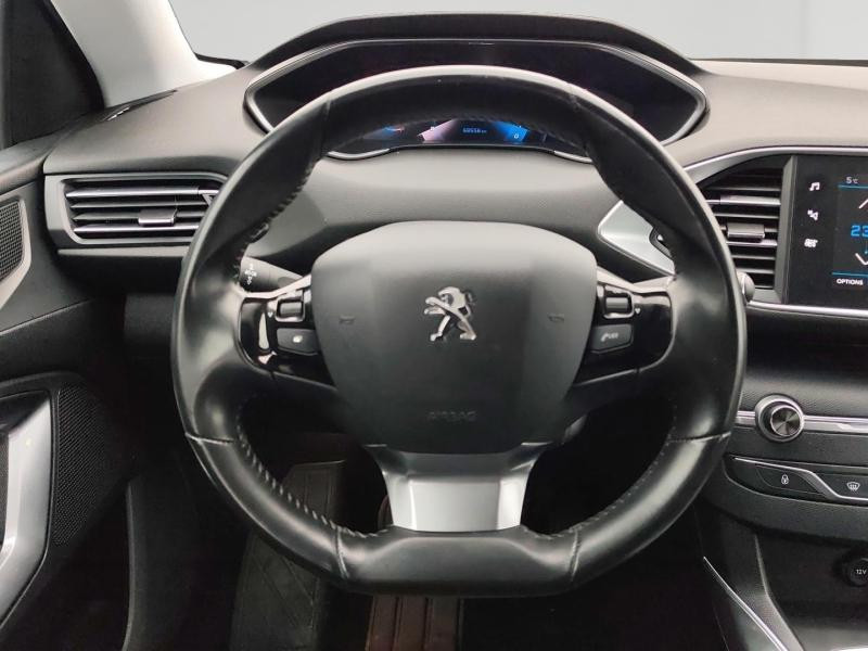 Used PEUGEOT 308 1.2 PureTech 130ch S&S Allure 2021 Bleu Vertigo € 13890 in Metz