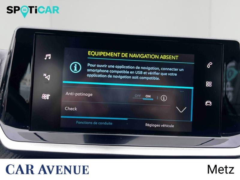 Used PEUGEOT 208 e-208 136ch Active Pack 2022 Noir Perla Nera (M) € 15490 in Metz