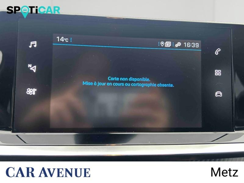 Used PEUGEOT 208 1.2 PureTech 100ch S&S Allure 2023 Blanc Banquise (O) € 13790 in Metz