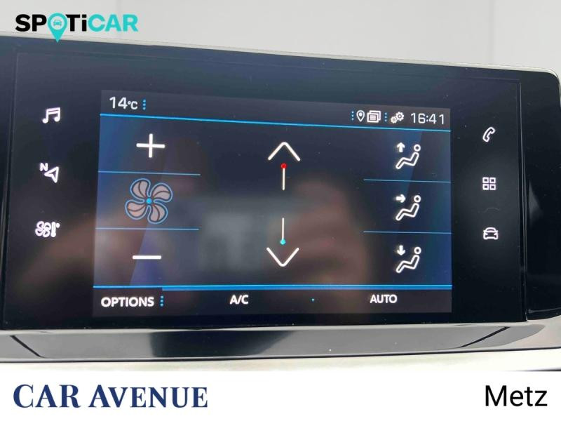 Used PEUGEOT 208 1.2 PureTech 100ch S&S Allure 2023 Blanc Banquise (O) € 13790 in Metz