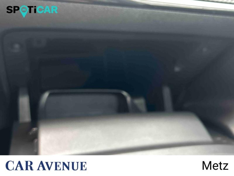 Used PEUGEOT 208 1.2 PureTech 100ch S&S Allure 2023 Blanc Banquise (O) € 13790 in Metz