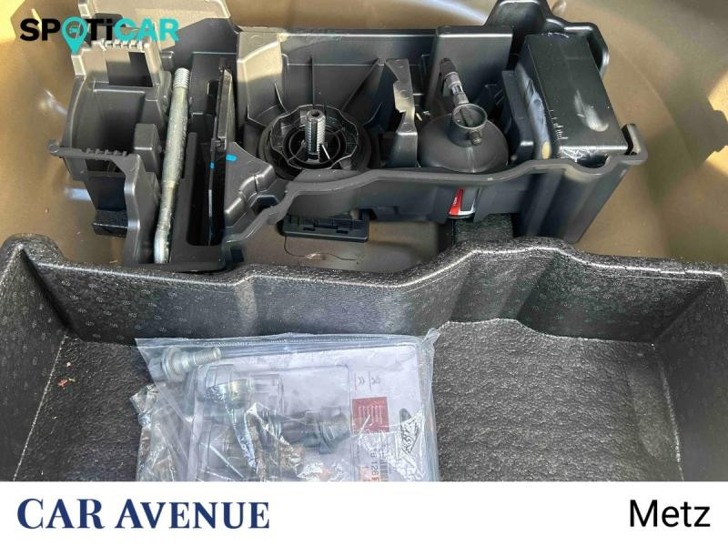 Used PEUGEOT 2008 1.2 PureTech 130ch S&S Style EAT8 2021 Gris Artense (M) € 17590 in Metz