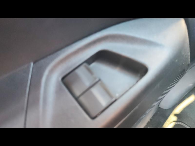 Used PEUGEOT 108 VTi 72 Collection S&S 4cv 5p 2021 Bleu Calvi (M) € 10990 in Metz