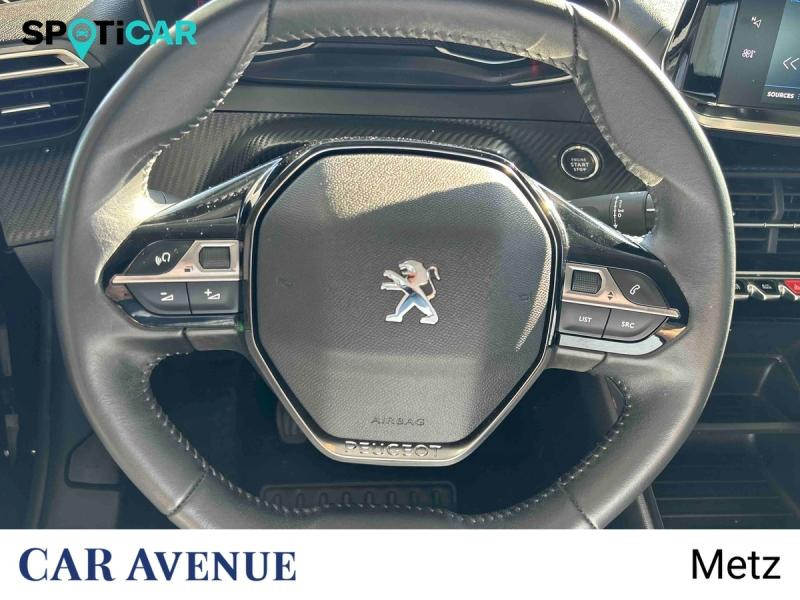 Used PEUGEOT 208 1.5 BlueHDi 100ch S&S Active Pack 2023 Noir Perla Nera (M) € 14910 in Metz