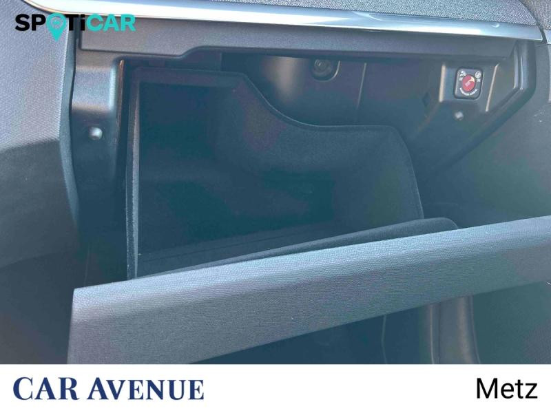 Used PEUGEOT 3008 1.5 BlueHDi 130ch S&S Allure Pack EAT8 2022 Blanc Nacré (N) € 22090 in Metz