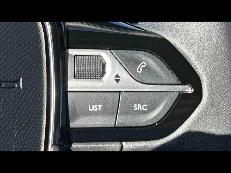 Occasion PEUGEOT 208 1.2 PureTech 100ch S&S Allure 2024 Gris Selenium (M) 22490 € à Metz