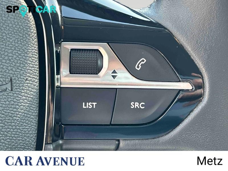 Used PEUGEOT 208 1.5 BlueHDi 100ch S&S Active Pack 2023 Noir Perla Nera (M) € 14910 in Metz