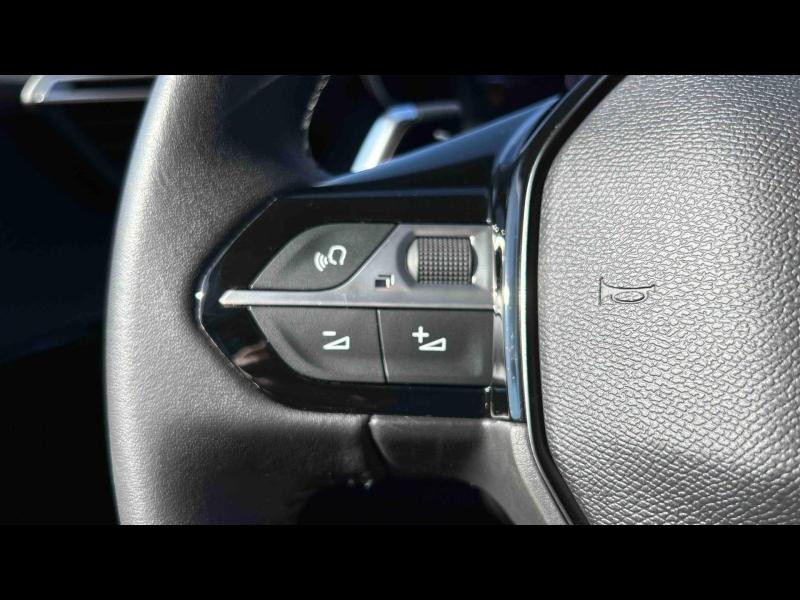 Occasion PEUGEOT 208 1.2 PureTech 100ch S&S Allure 2024 Gris Selenium (M) 22490 € à Metz