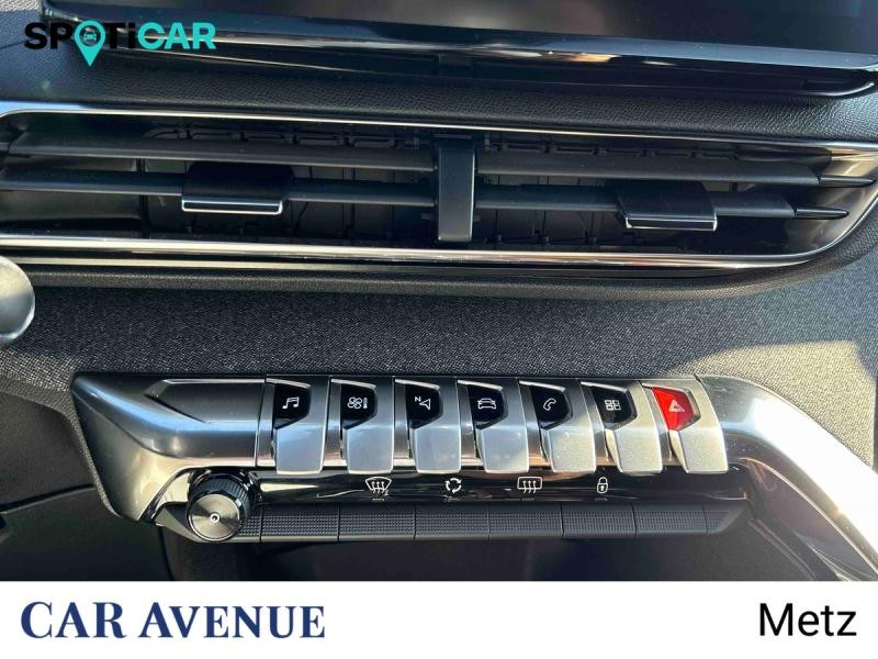 Used PEUGEOT 3008 1.5 BlueHDi 130ch S&S Allure Pack EAT8 2022 Blanc Nacré (N) € 22090 in Metz