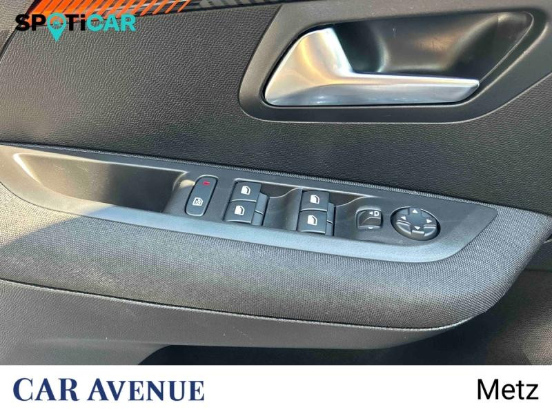 Used PEUGEOT 208 1.5 BlueHDi 100ch S&S Active Pack 2023 Noir Perla Nera (M) € 14910 in Metz