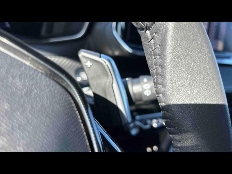 Occasion PEUGEOT 208 1.2 PureTech 100ch S&S Allure 2024 Gris Selenium (M) 22490 € à Metz