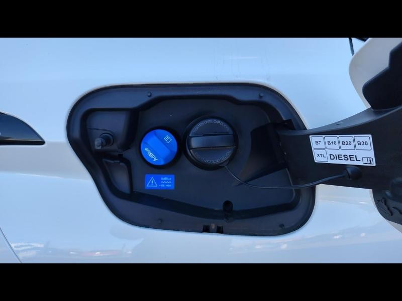 Used PEUGEOT 308 1.5 BlueHDi 130ch S&S Allure EAT8 2022 Blanc Banquise (O) € 17980 in Metz