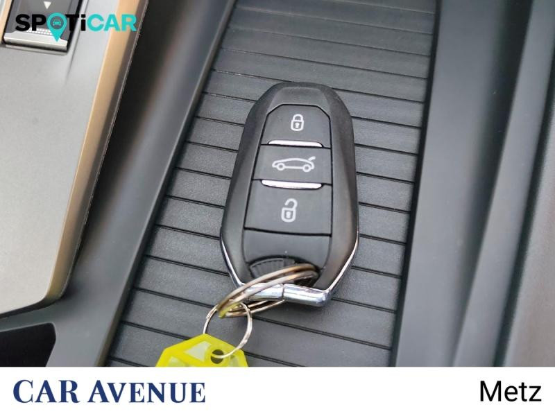 Occasion PEUGEOT 308 1.2 Hybrid 136ch GT e-DCS6 2024 Gris Artense (M) 26990 € à Metz